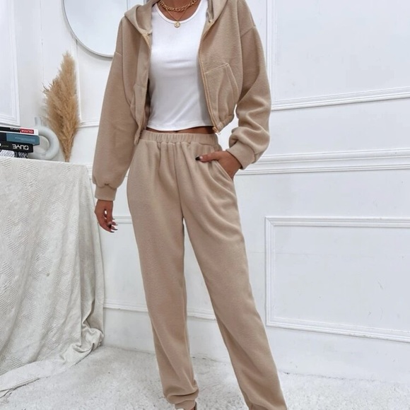 Khaki Sweatpant and Hoodie Set in L - Picture 3 of 4